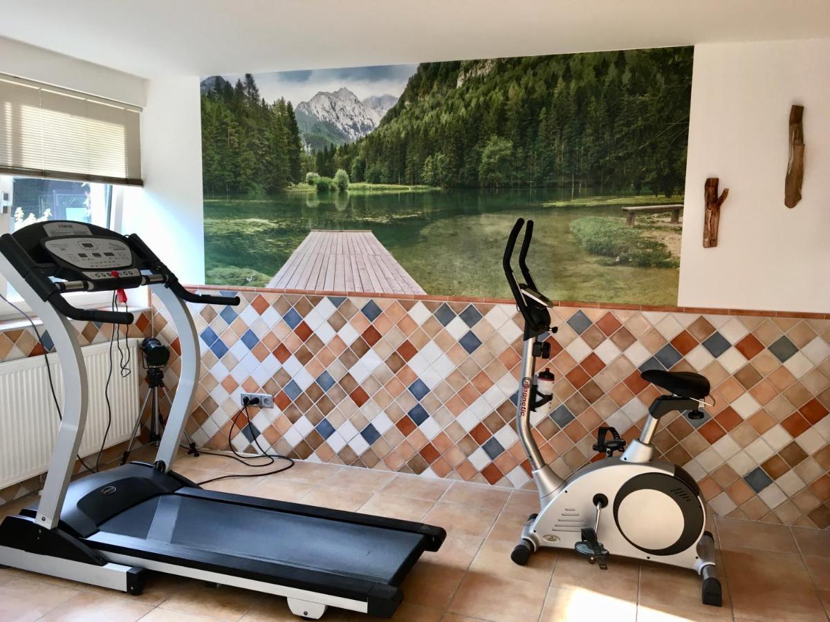 Naturforsthaus Ferienwohnung Fuer Hunde- Und Tierverbundene Menschen Preitenegg Eksteriør bilde